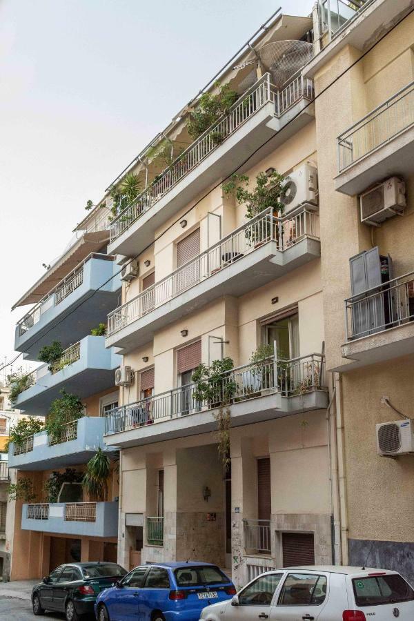 Central 6Th Floor Studio Near Metro & View&200Mbps Афины Экстерьер фото
